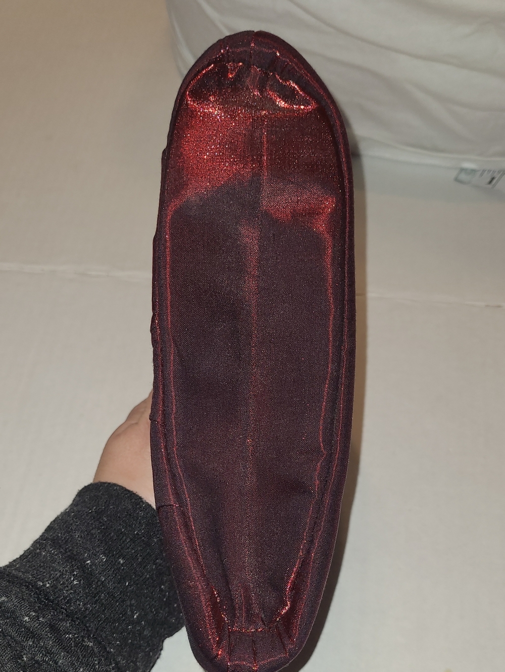 Elegant Burgundy Evening Clutch with Gold Chain - Picture 13 of 13